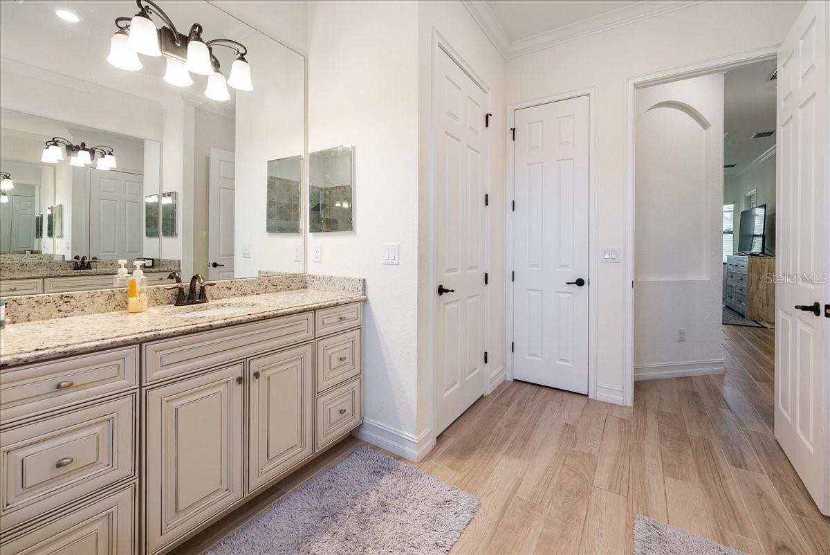 LAKEWOOD NATIONAL - Residential Lease