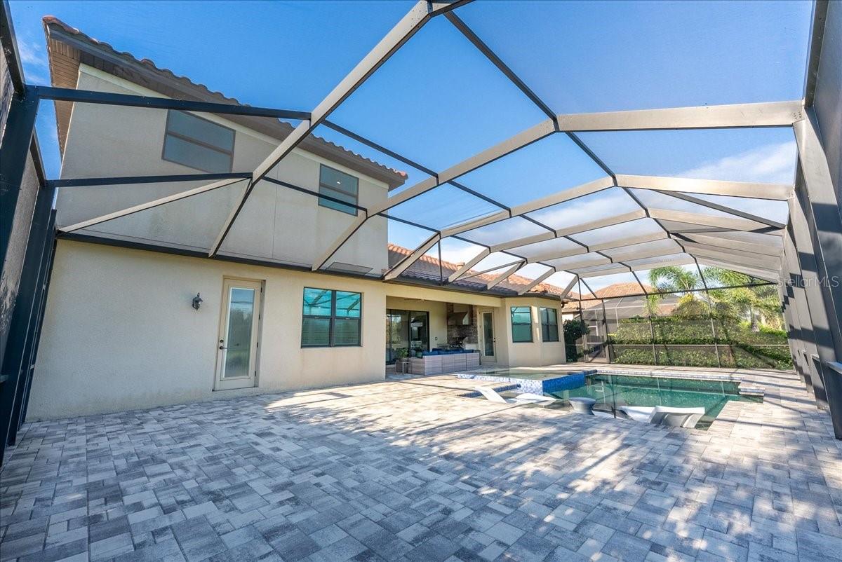 LAKEWOOD NATIONAL - Residential Lease