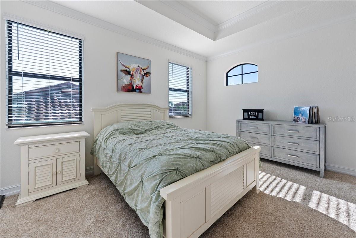 LAKEWOOD NATIONAL - Residential Lease