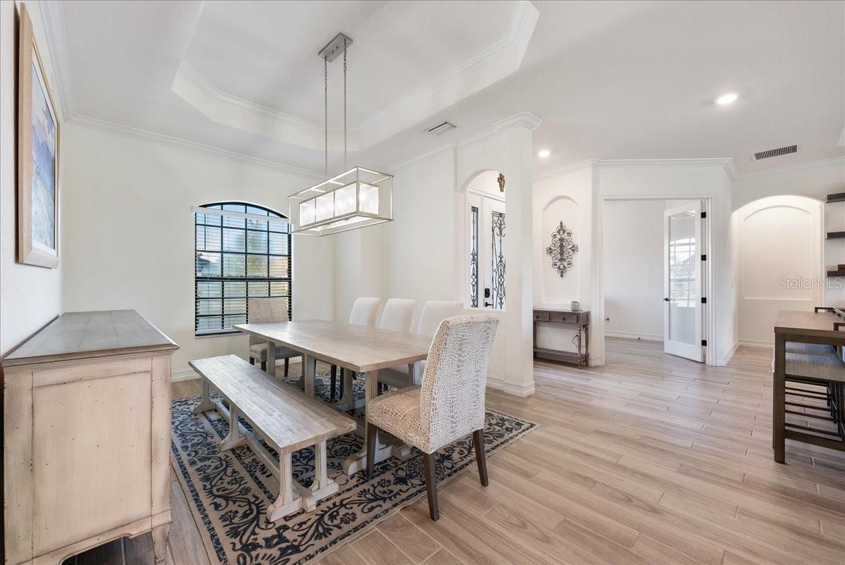 LAKEWOOD NATIONAL - Residential Lease