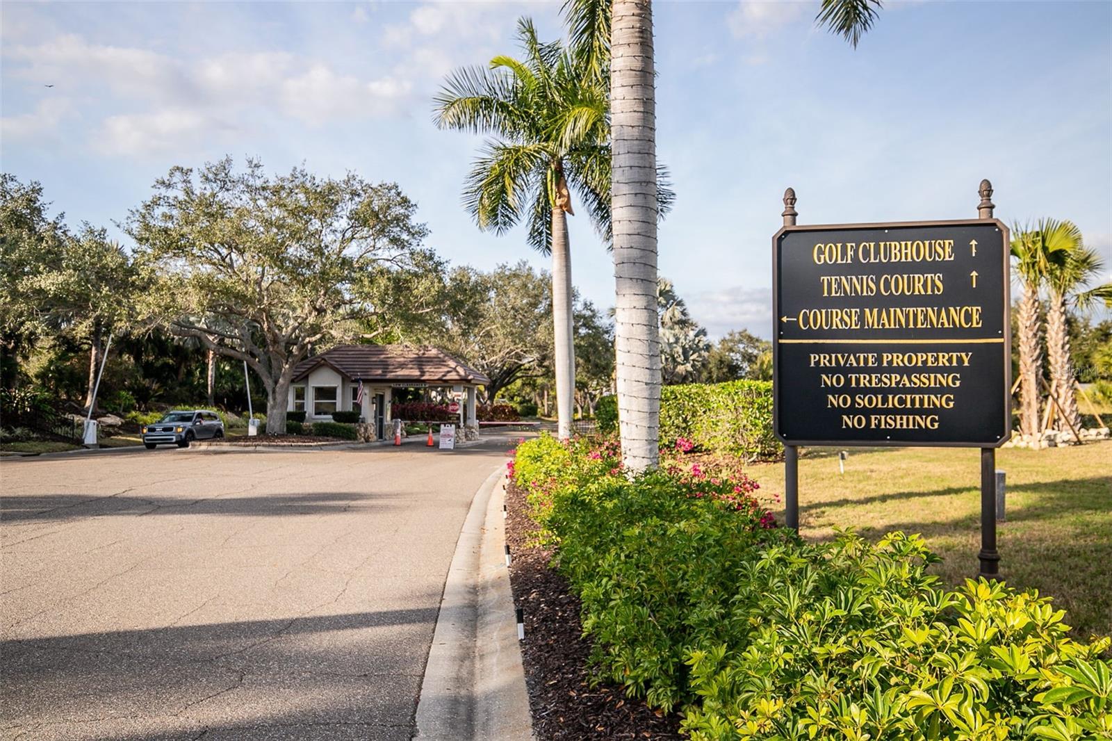 CALUSA LAKES - Residential