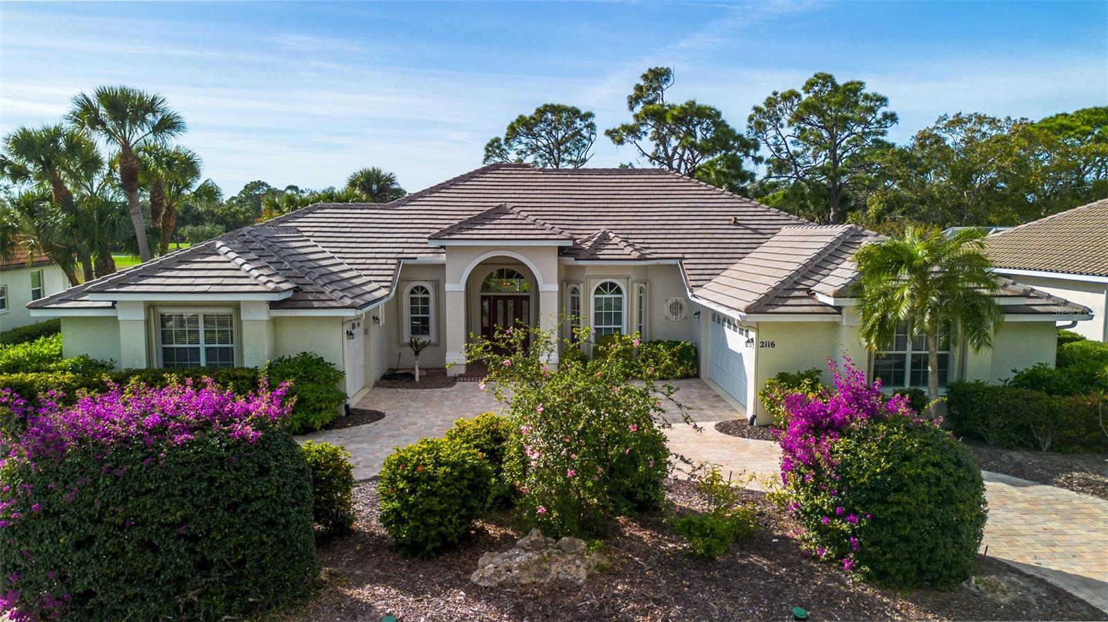 CALUSA LAKES - Residential