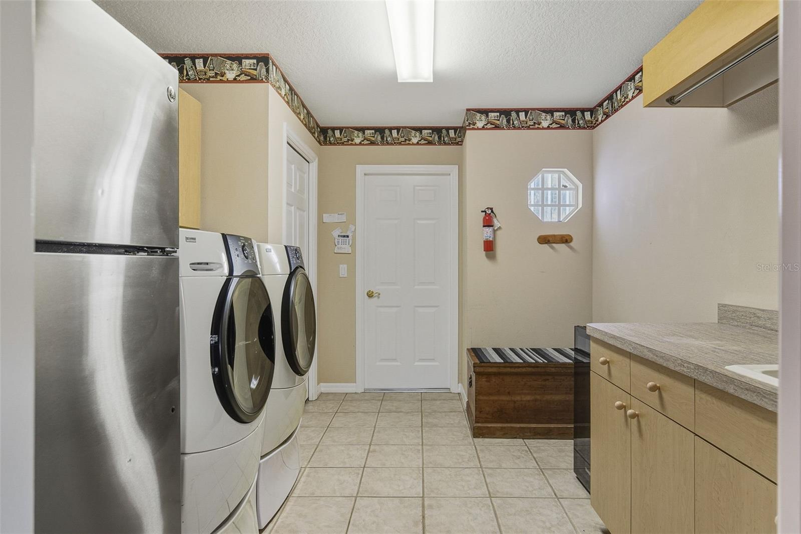 CALUSA LAKES - Residential