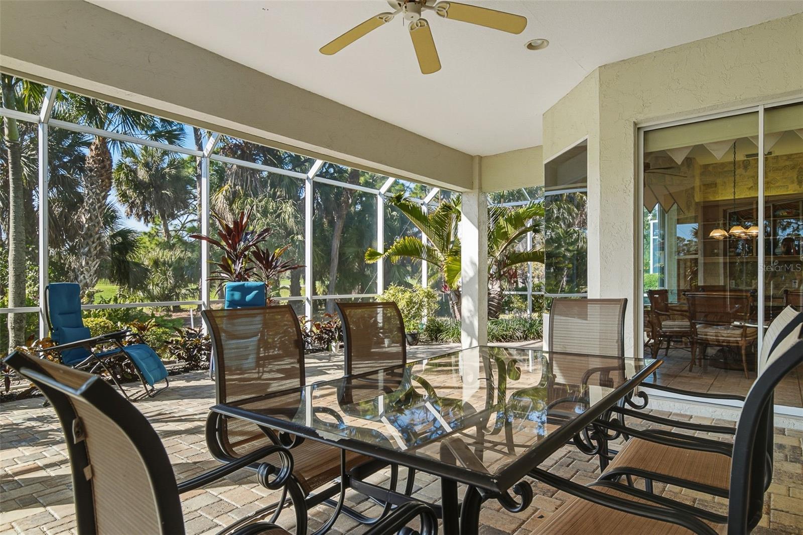 CALUSA LAKES - Residential