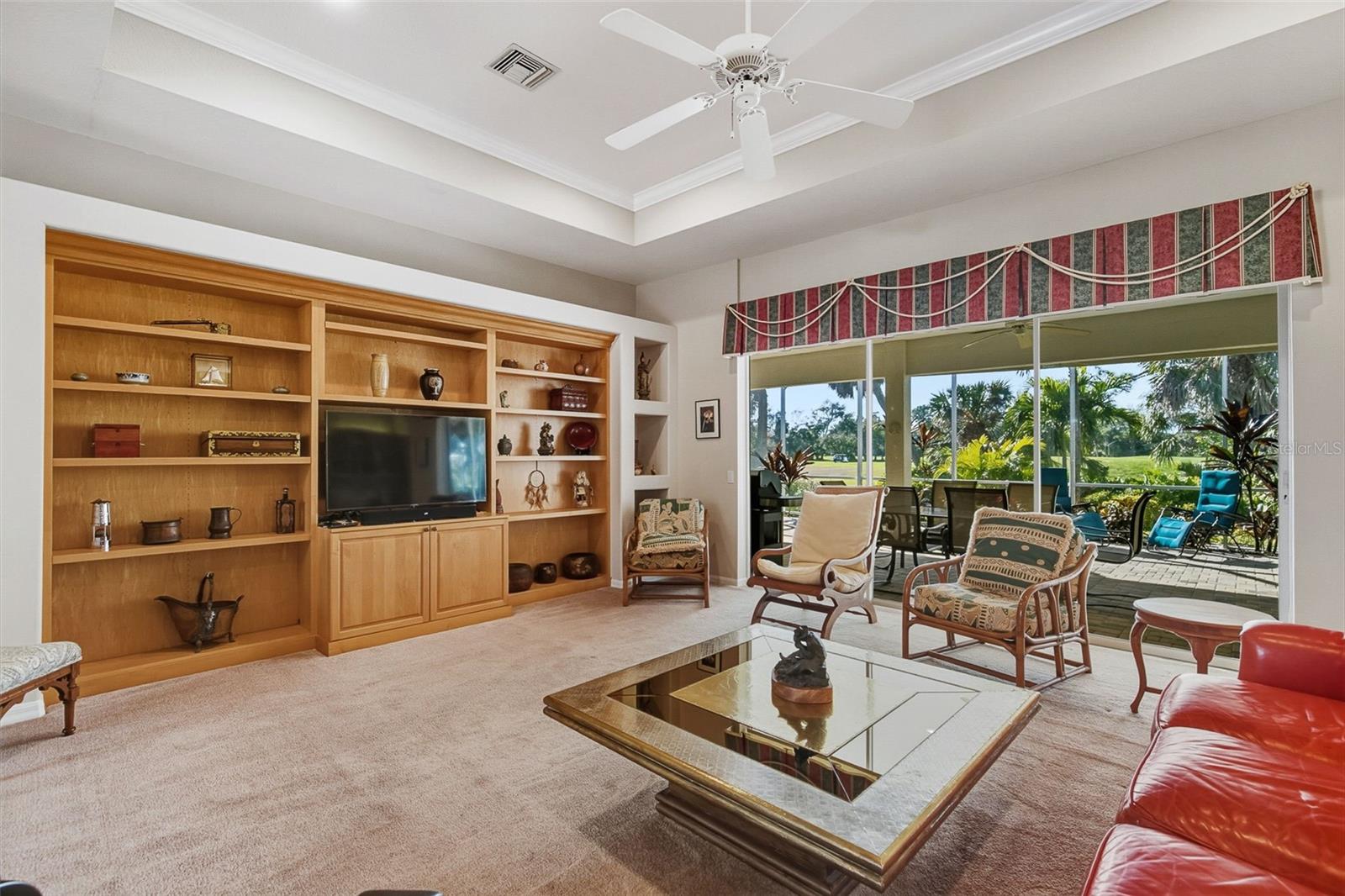 CALUSA LAKES - Residential