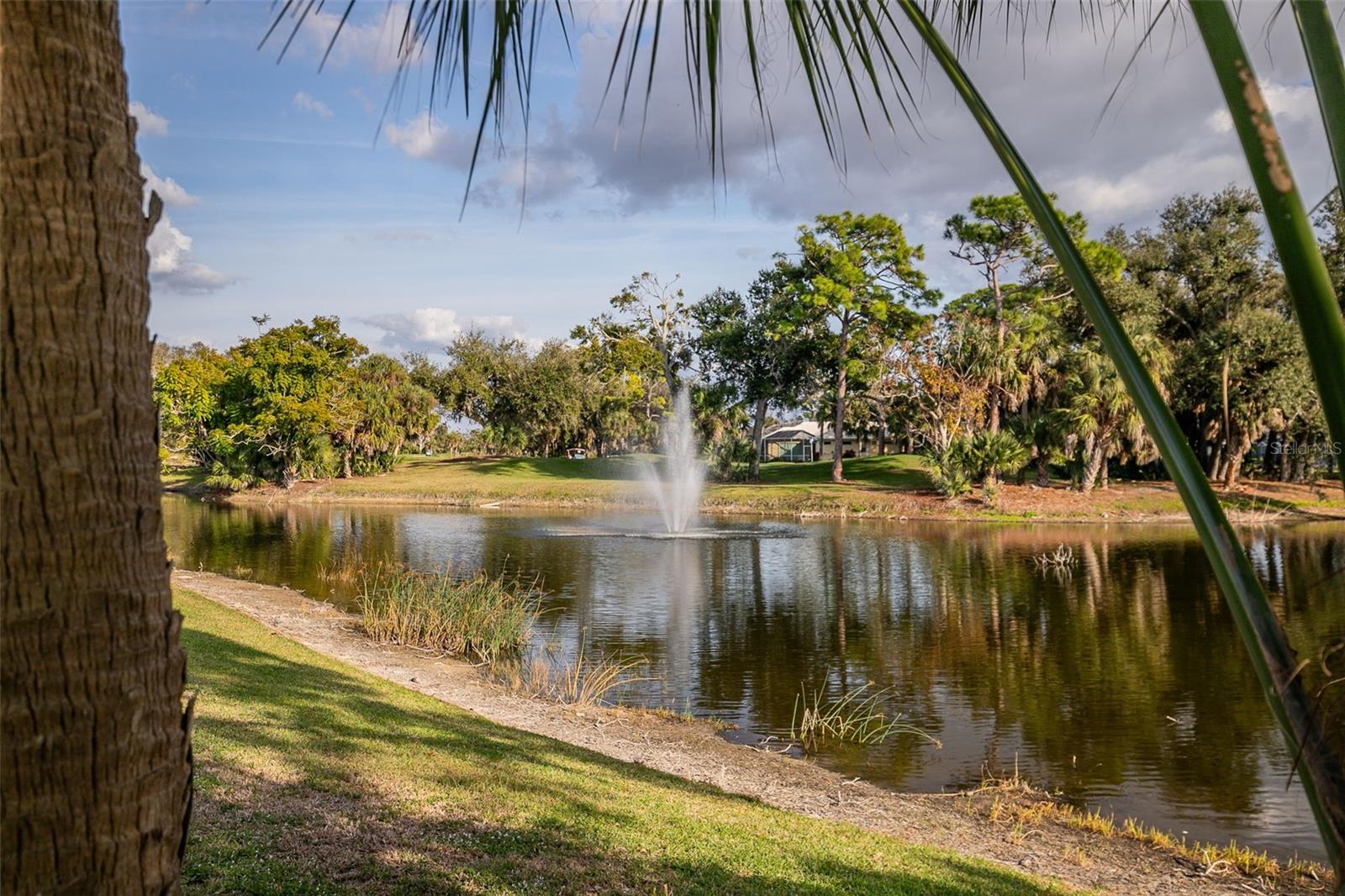 CALUSA LAKES - Residential