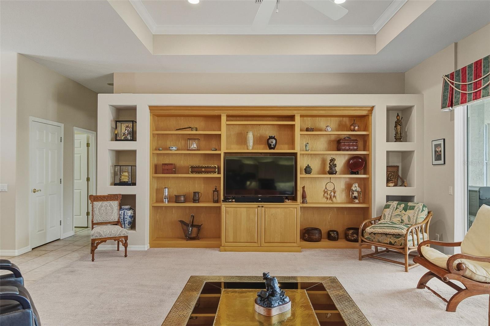 CALUSA LAKES - Residential