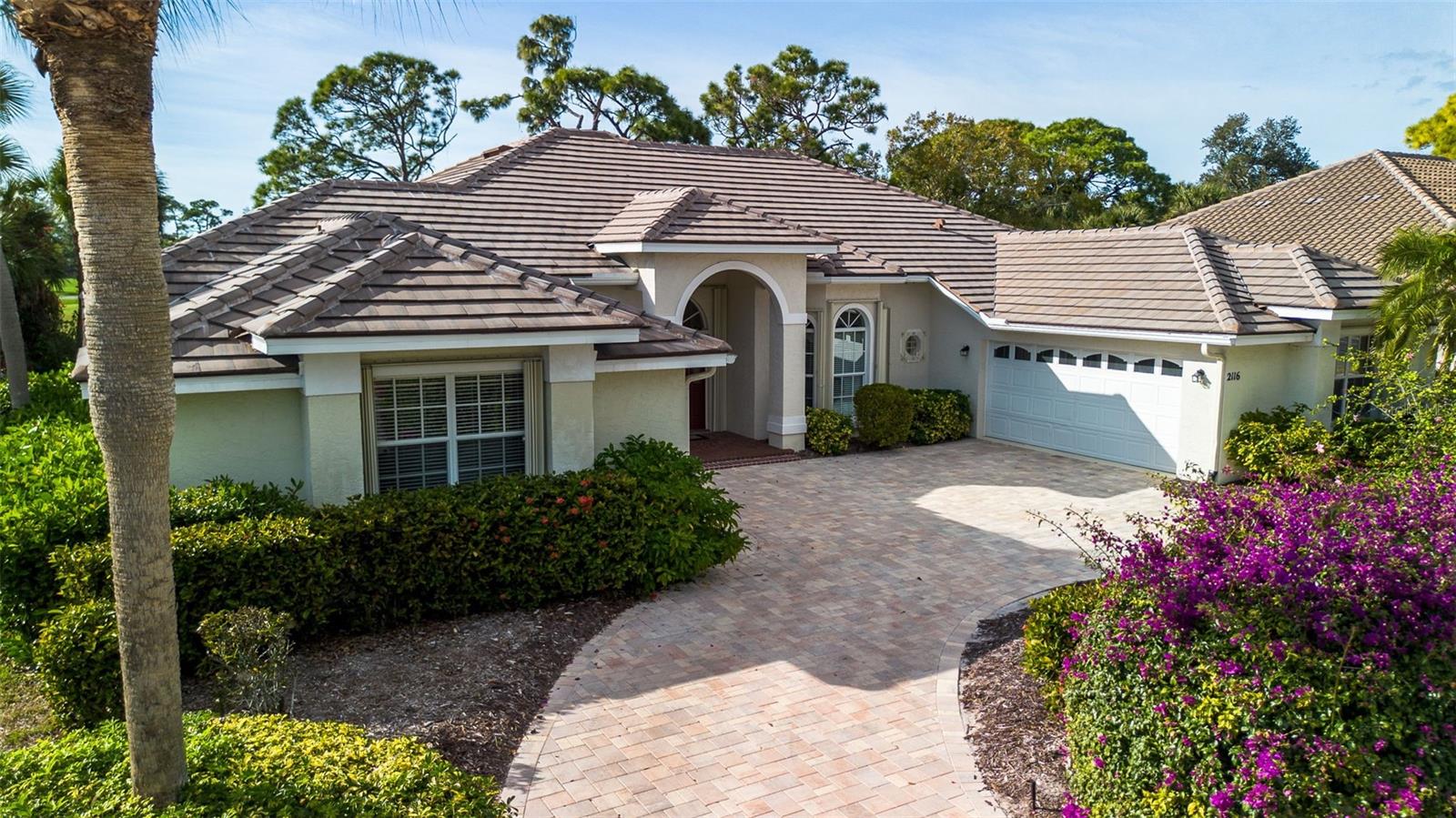 CALUSA LAKES - Residential