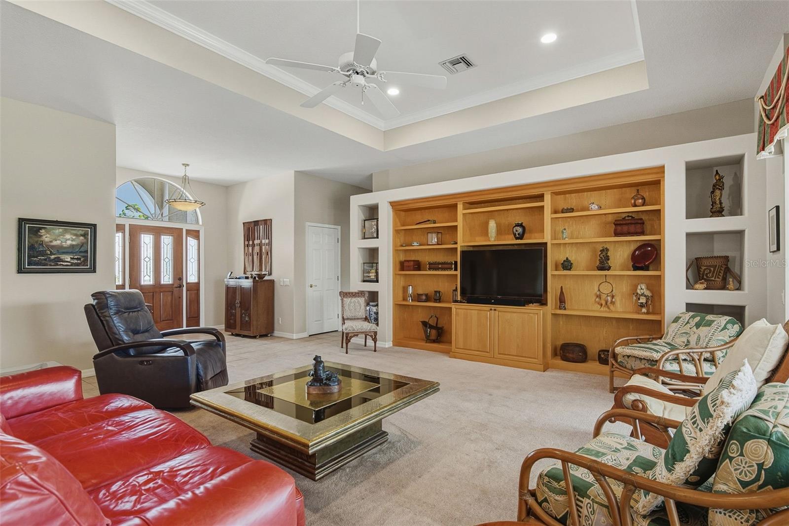 CALUSA LAKES - Residential