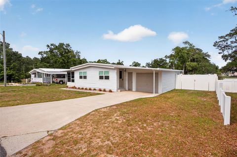 Tiny photo for 581 NE 64th Avenue, Ocala, FL 34470 (MLS # OM724493)