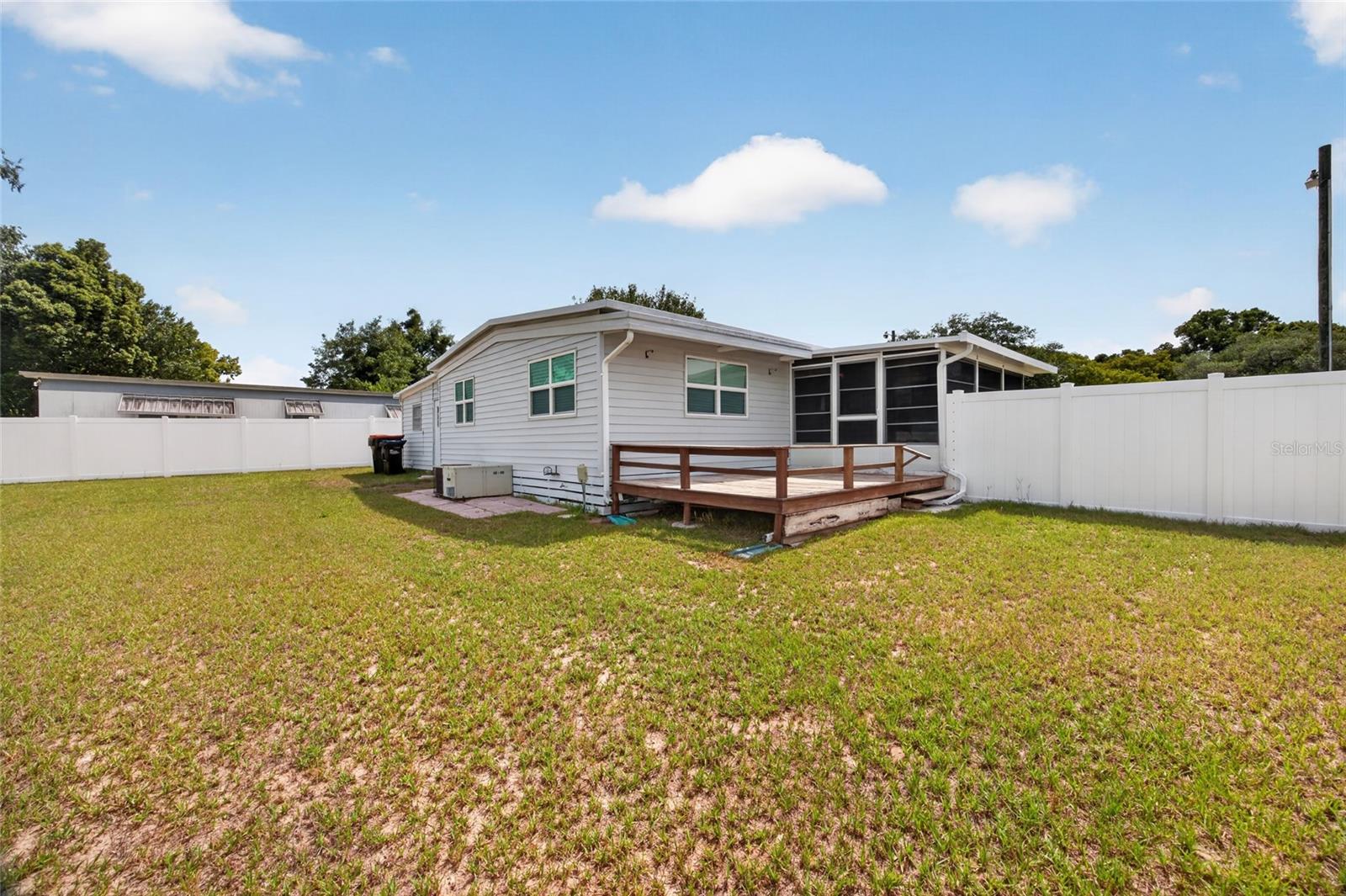 OCALA EAST VILLAS UN 01 - Residential