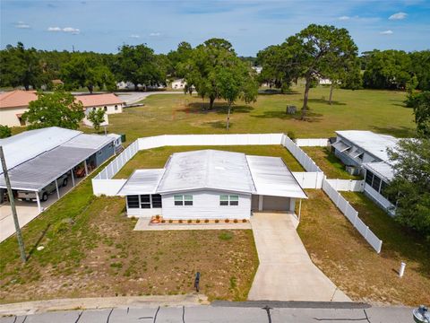 Tiny photo for 581 NE 64th Avenue, Ocala, FL 34470 (MLS # OM724493)