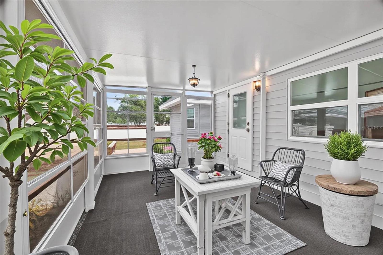 OCALA EAST VILLAS UN 01 - Residential