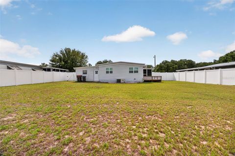 Tiny photo for 581 NE 64th Avenue, Ocala, FL 34470 (MLS # OM724493)
