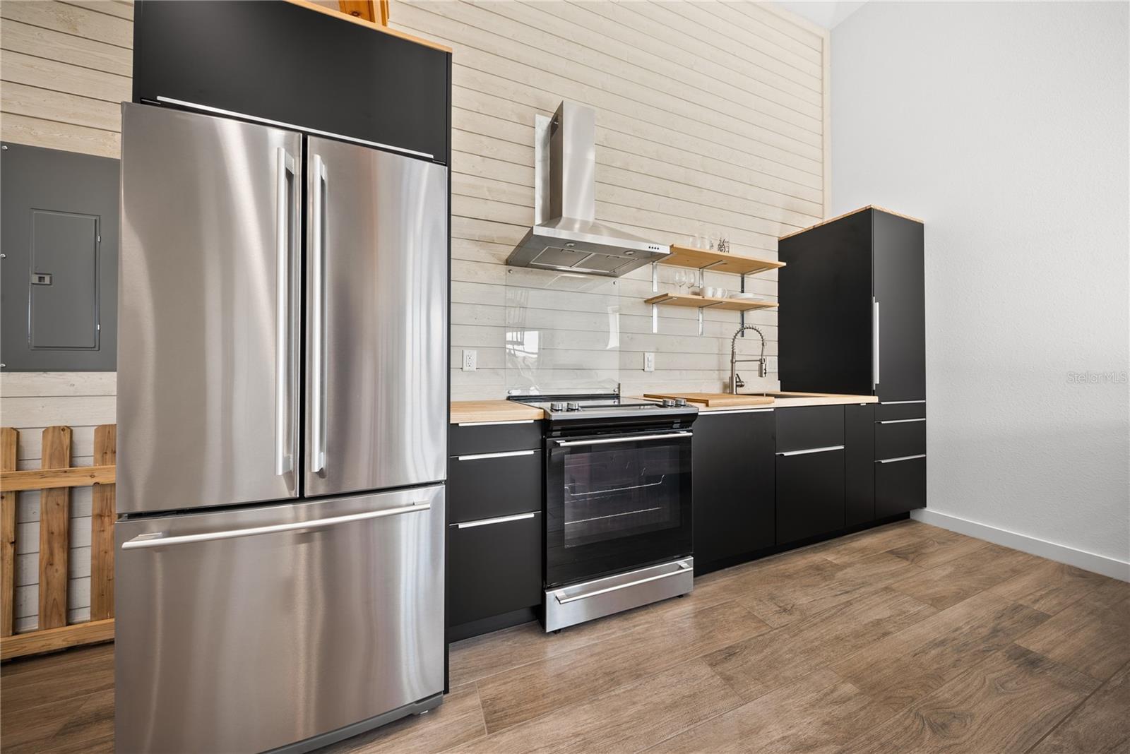 LAUREATE PARK - Residential