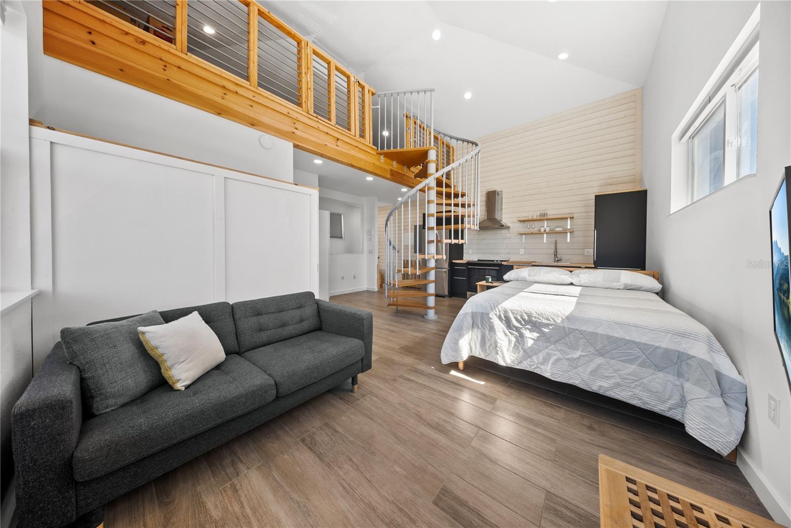 LAUREATE PARK - Residential