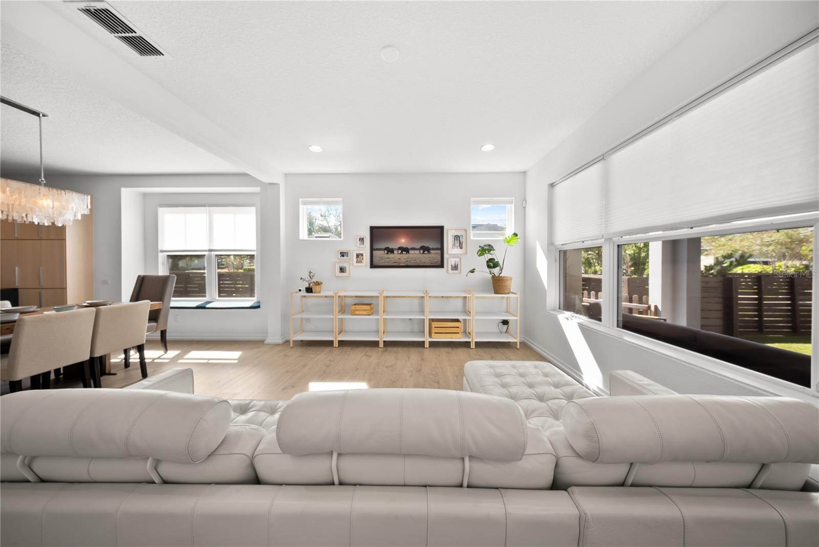 LAUREATE PARK - Residential