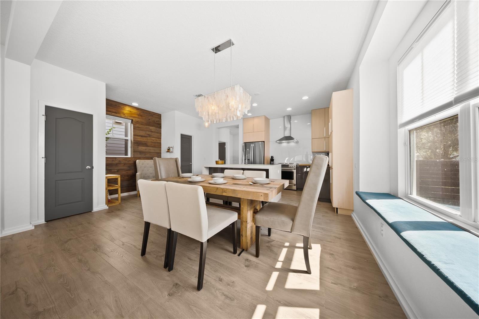 LAUREATE PARK - Residential