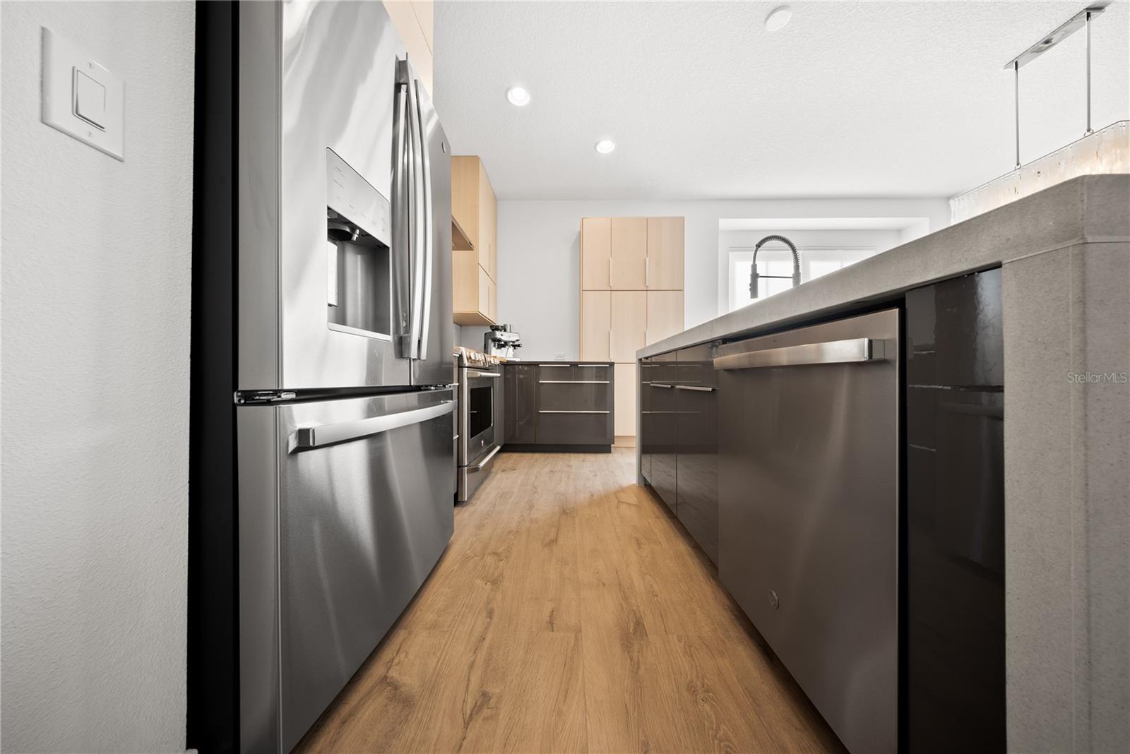 LAUREATE PARK - Residential