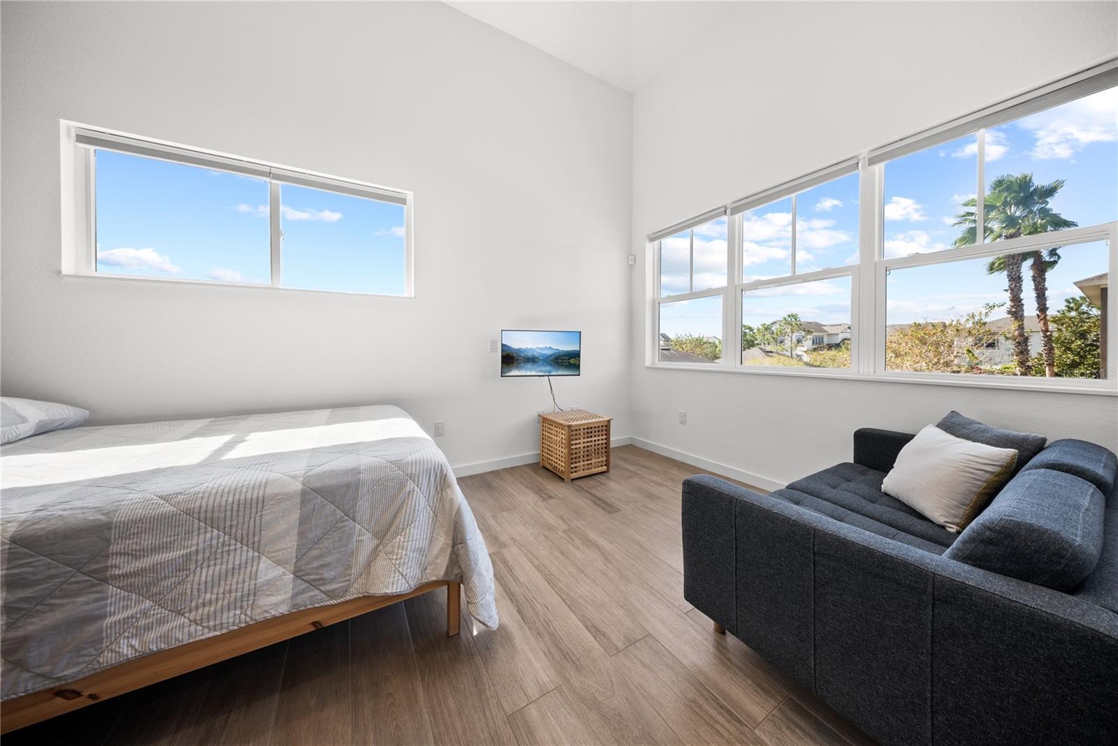 LAUREATE PARK - Residential