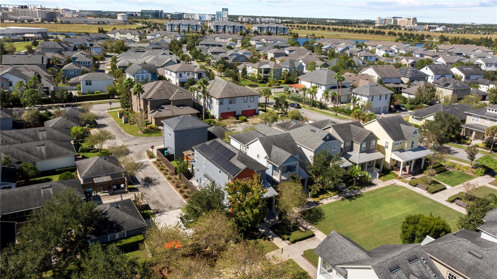 LAUREATE PARK - Residential