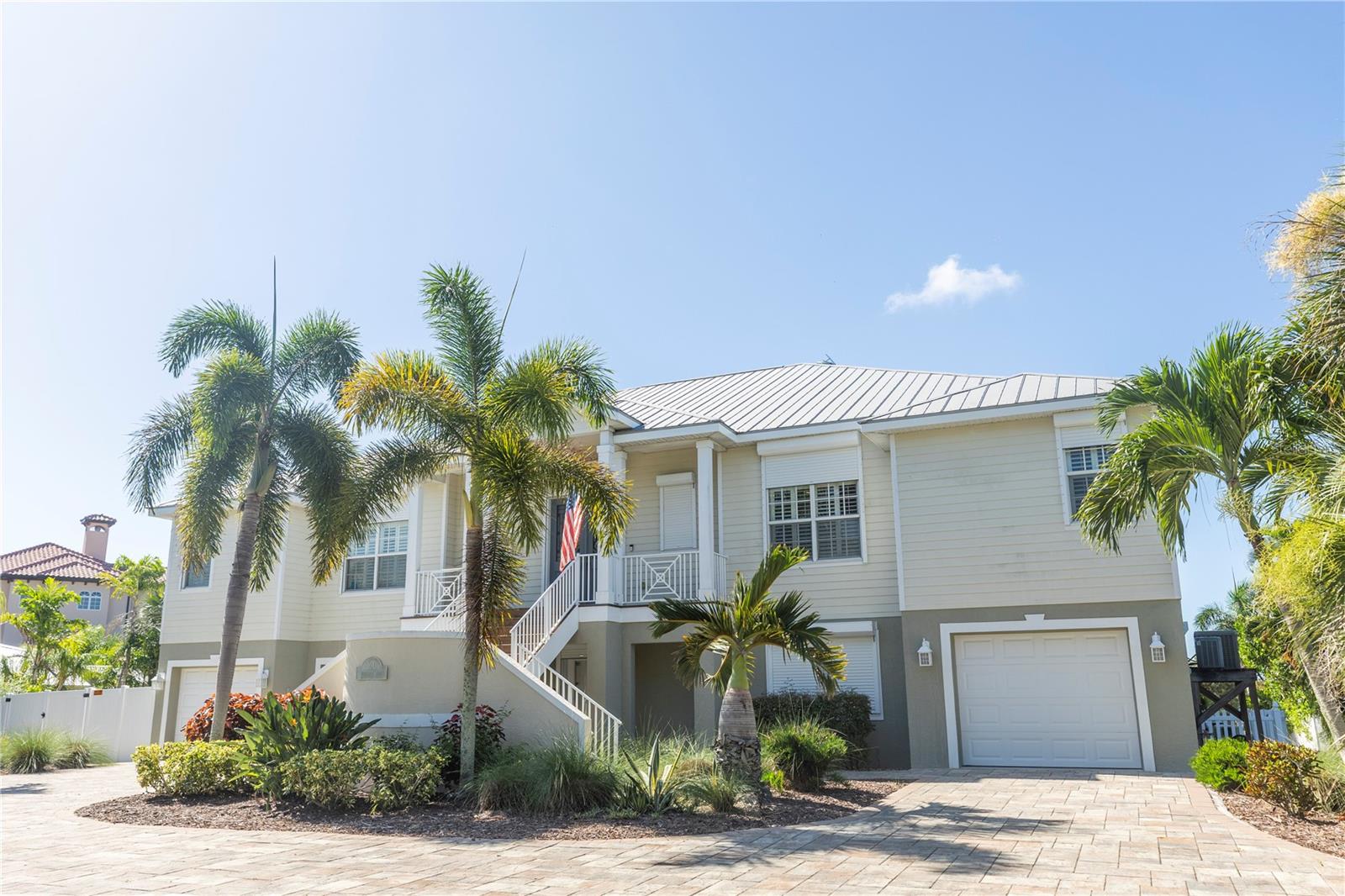 100 BUCCANEER BEND