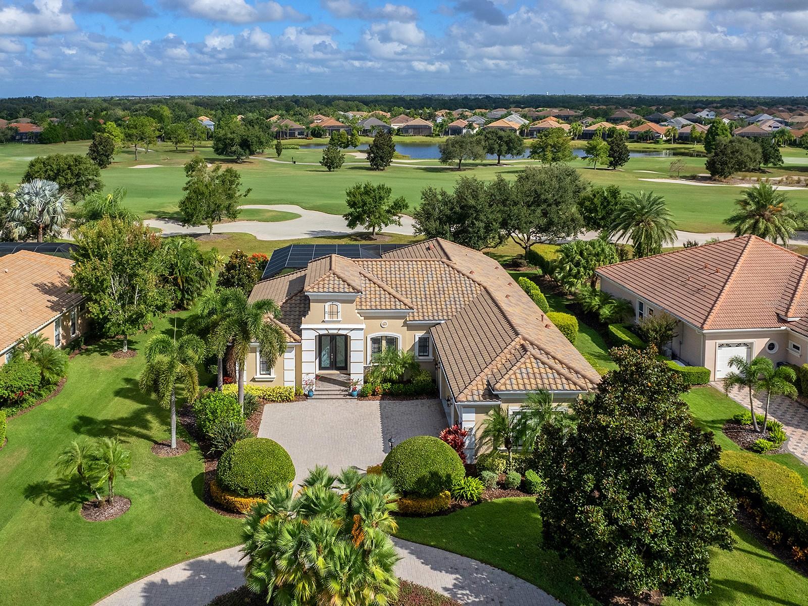 COUNTRY CLUB EAST - Residential