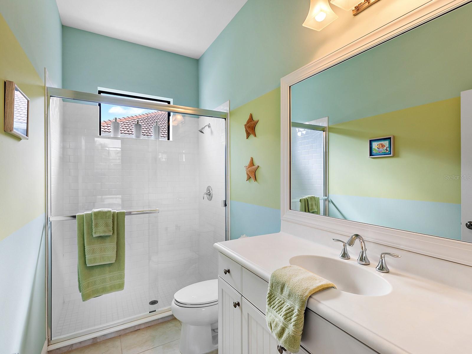 COUNTRY CLUB EAST - Residential