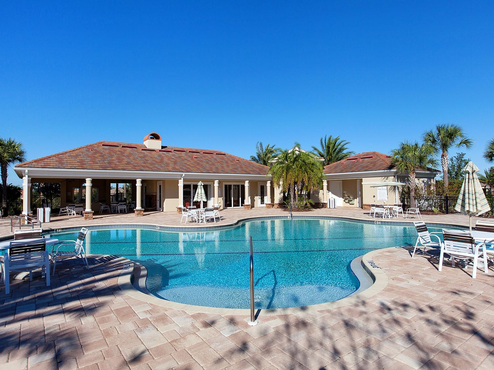 COUNTRY CLUB EAST - Residential