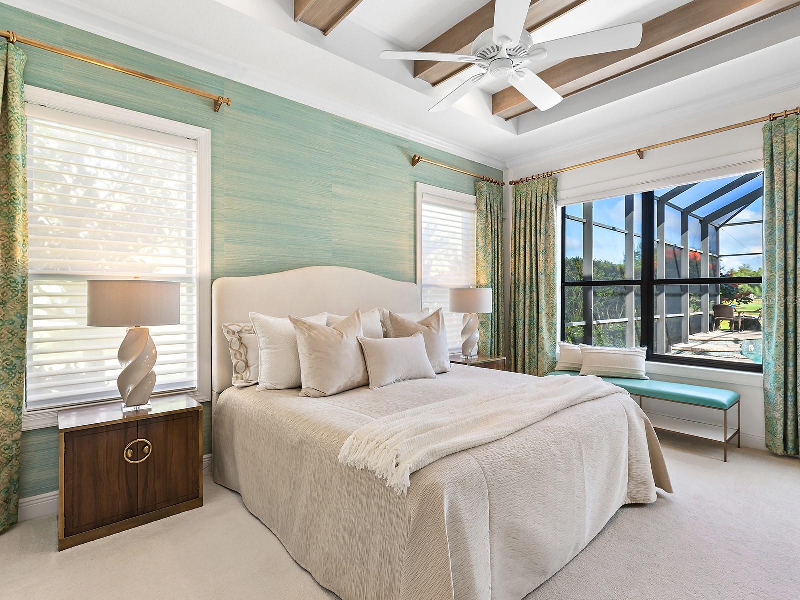 COUNTRY CLUB EAST - Residential