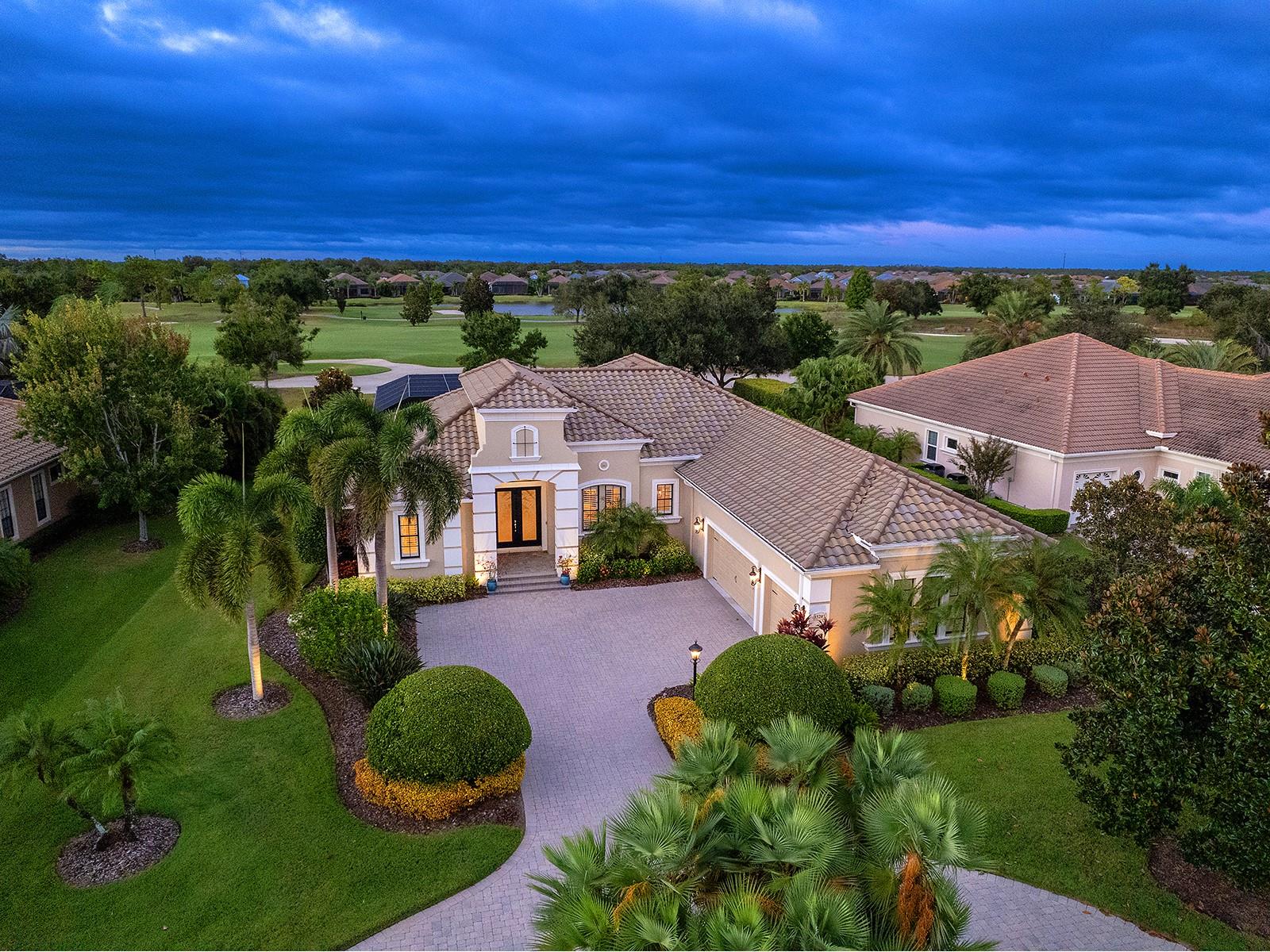 COUNTRY CLUB EAST - Residential