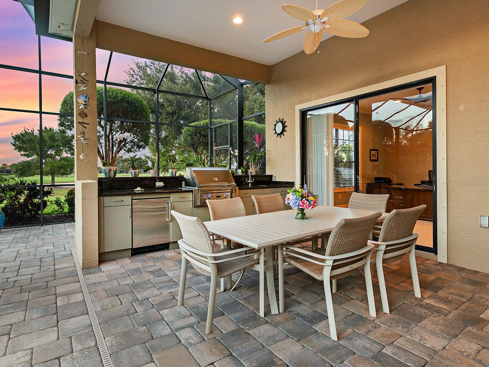 COUNTRY CLUB EAST - Residential