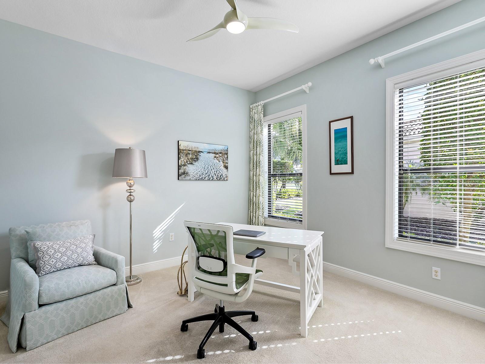 COUNTRY CLUB EAST - Residential