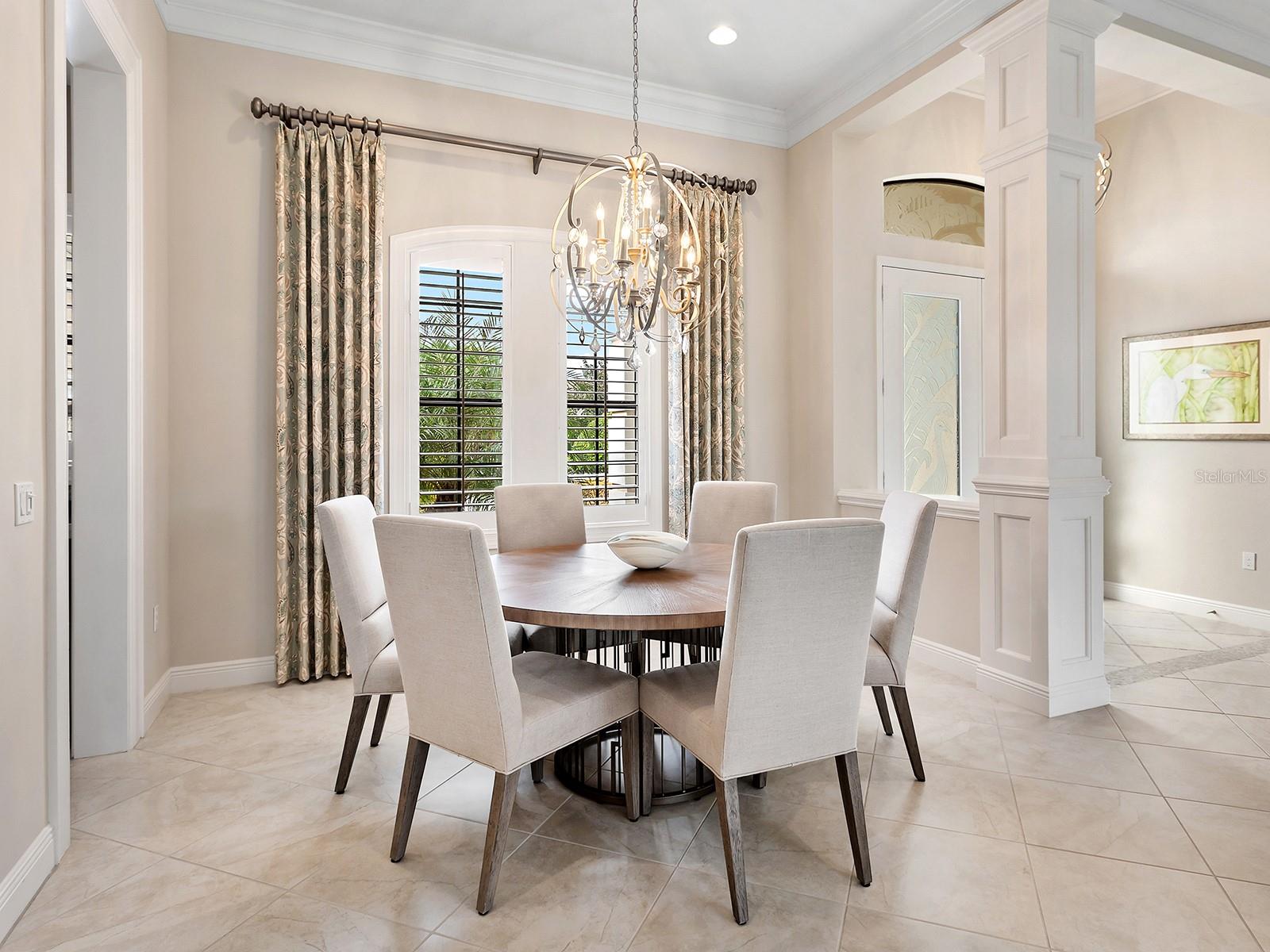 COUNTRY CLUB EAST - Residential