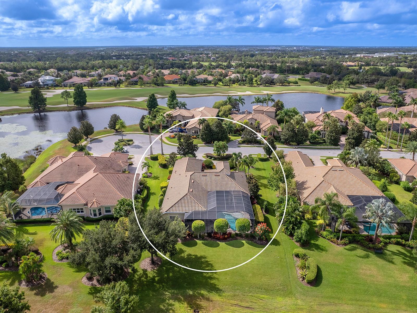 COUNTRY CLUB EAST - Residential