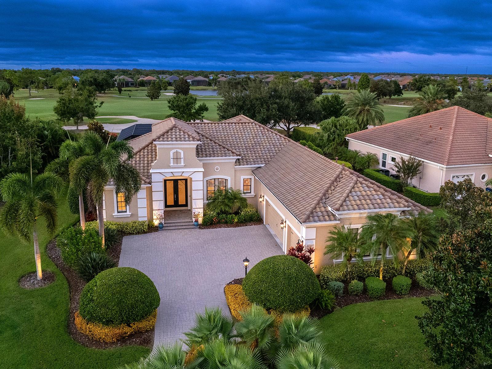 COUNTRY CLUB EAST - Residential