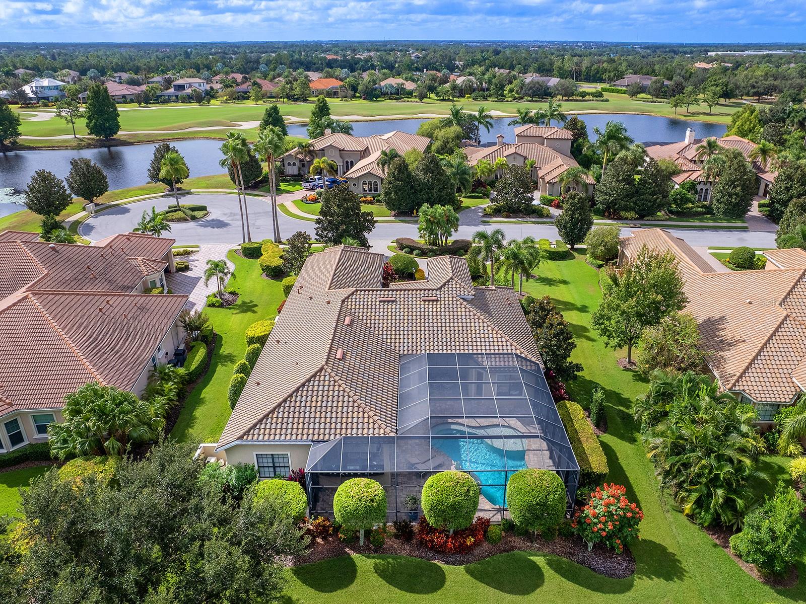 COUNTRY CLUB EAST - Residential