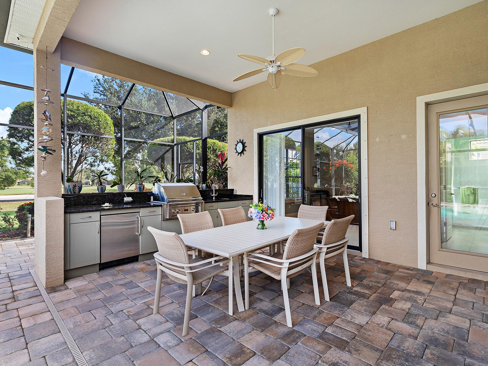 COUNTRY CLUB EAST - Residential