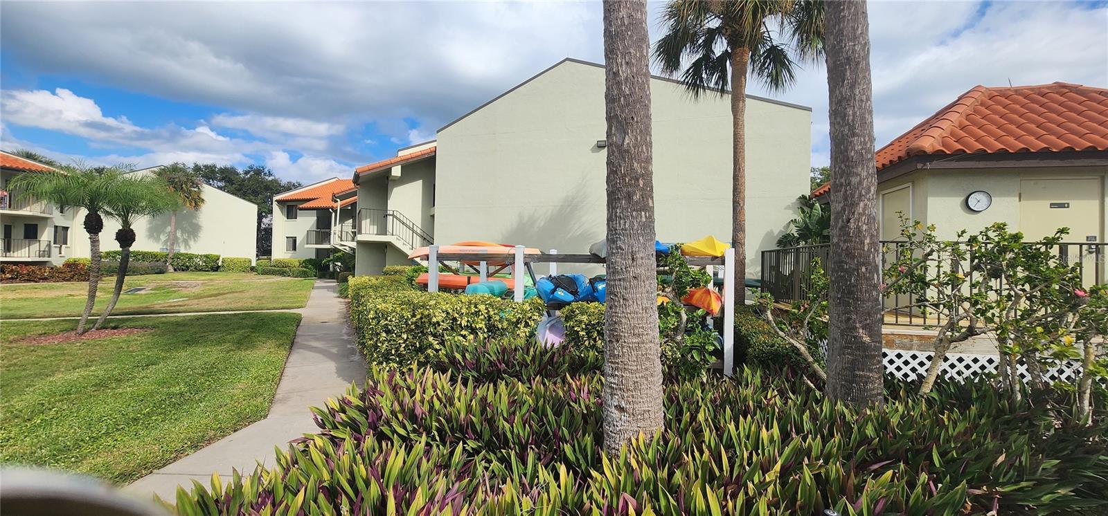 WANDER RESIDENCES OF TIERRA VERDE - Residential Lease