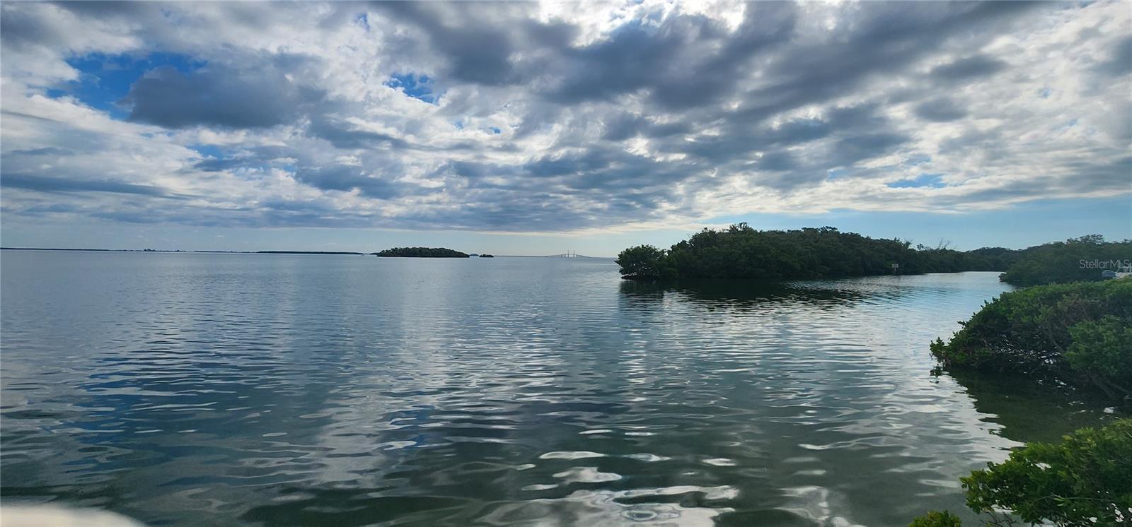 WANDER RESIDENCES OF TIERRA VERDE - Residential Lease