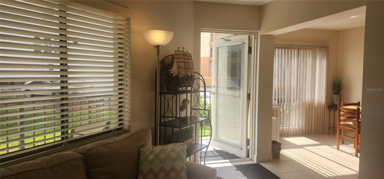 WANDER RESIDENCES OF TIERRA VERDE - Residential Lease