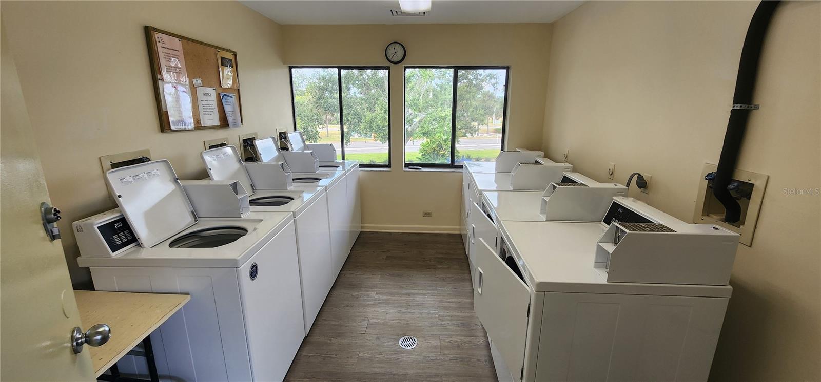 WANDER RESIDENCES OF TIERRA VERDE - Residential Lease