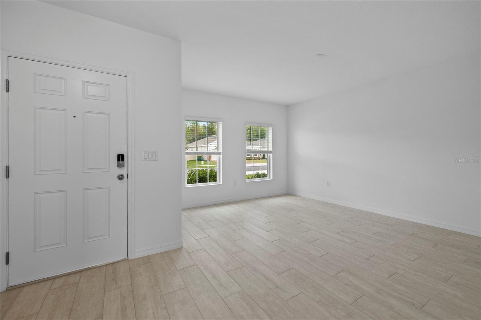 463 SHADOW GORGE WAY