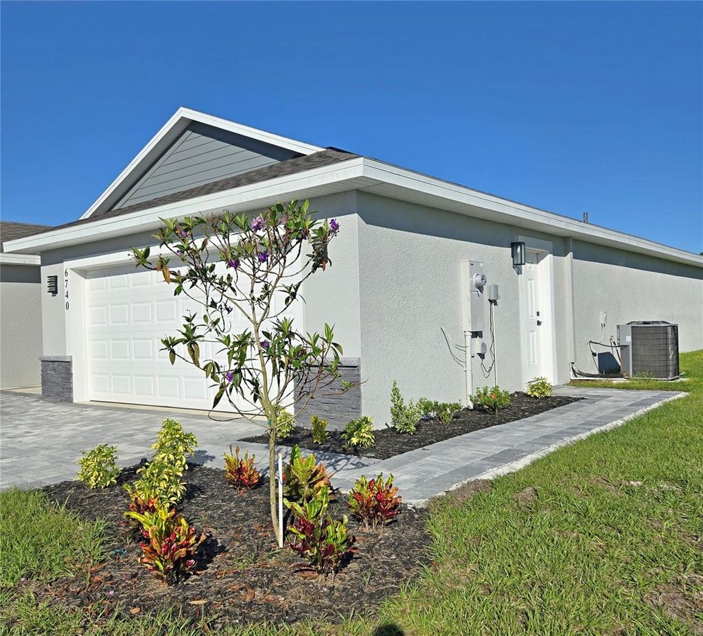 Photo of 6740 Heavitree Way, Sebring, FL 33876 (MLS # P4936747)