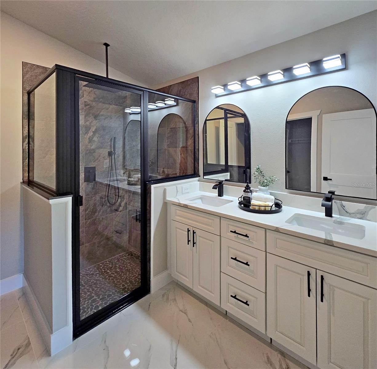 BLUE HERON GOLF & C C - Residential