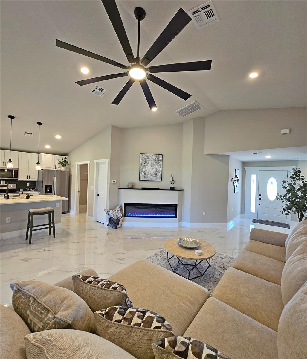 BLUE HERON GOLF & C C - Residential