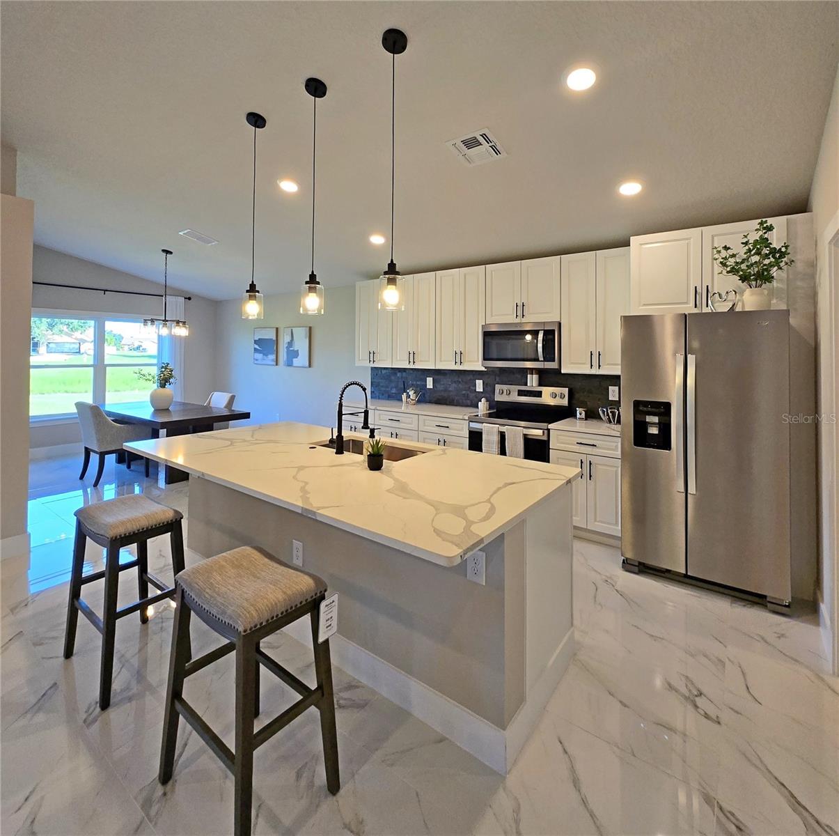 BLUE HERON GOLF & C C - Residential