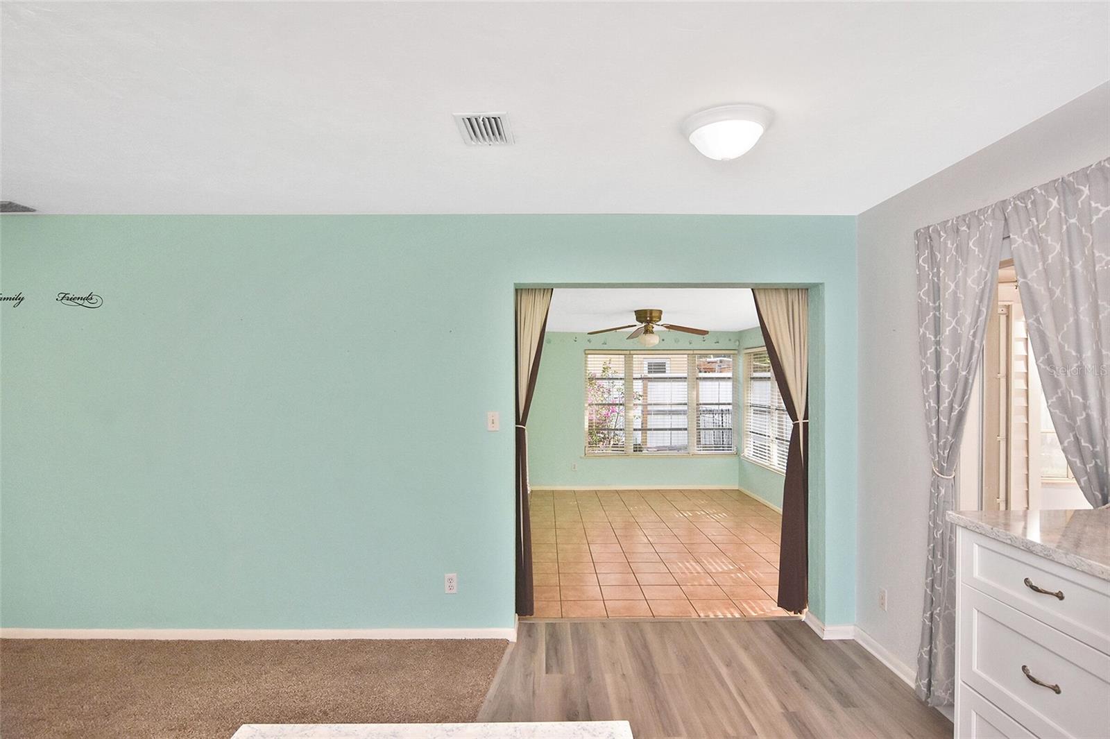 KENSINGTON PARK - Residential