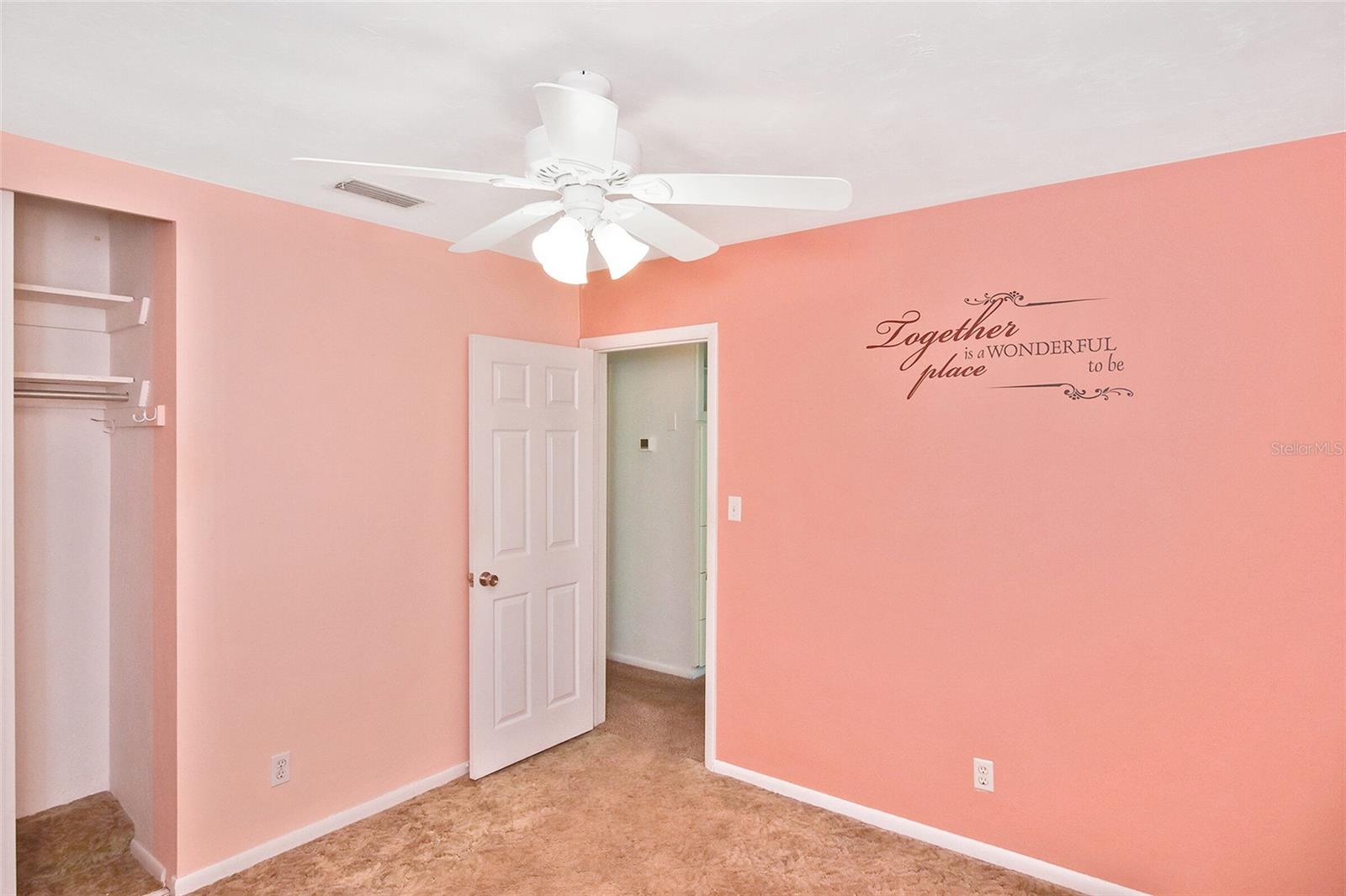 KENSINGTON PARK - Residential