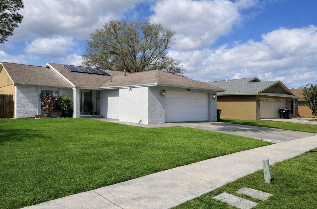 Photo of 2217 Paprika Drive, Orlando, FL 32837 (MLS # S5144905)